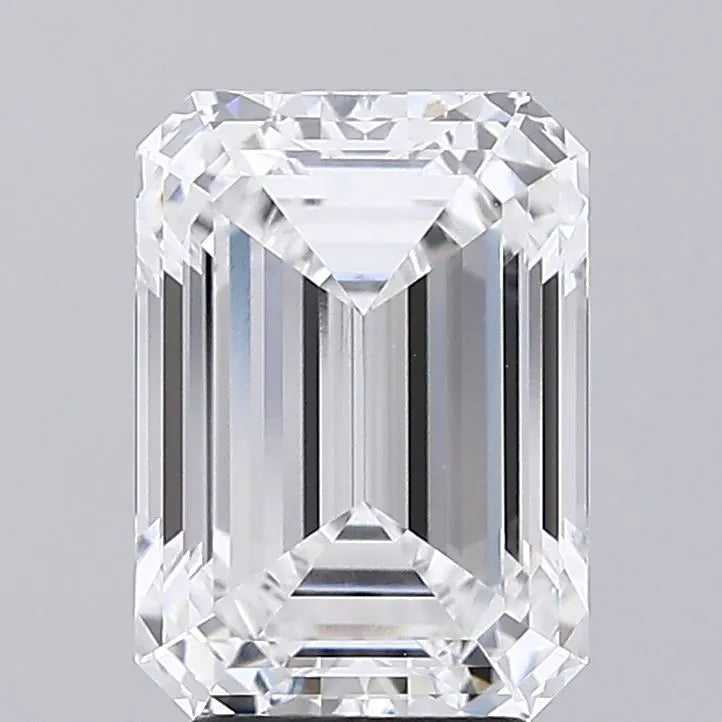 4.13ct Emerald Lab Grown Diamond (Colour E, Clarity VVS2, IGI Certified)