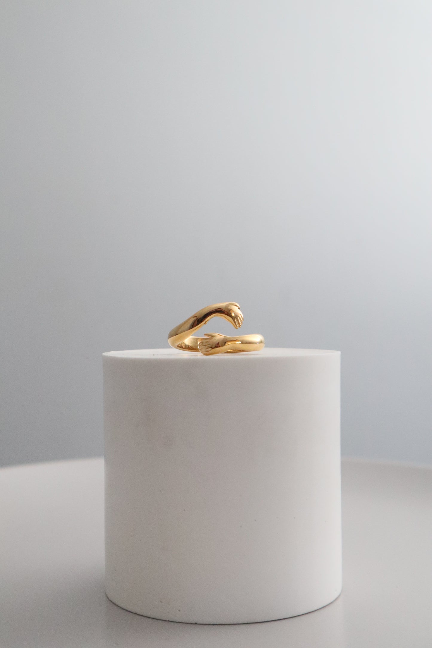 Finger Hug Ring