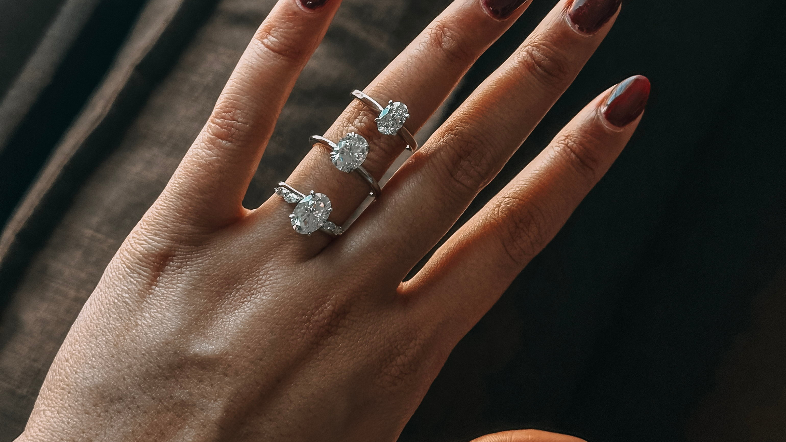 Platinum vs White Gold: Which Metal Ages Better Over Time? – Lailah & Co.
