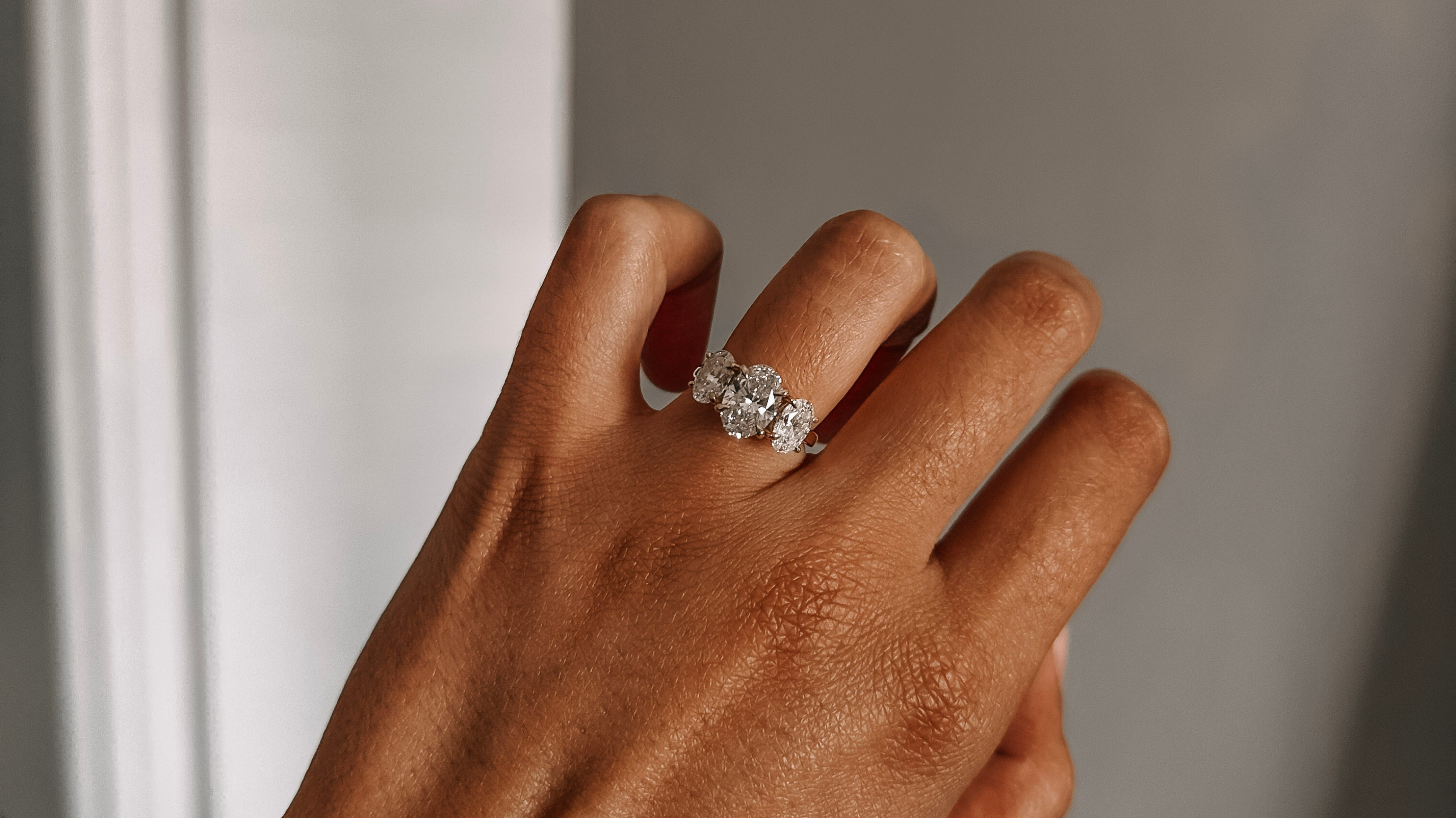 How to Choose a Ring That Ages Beautifully