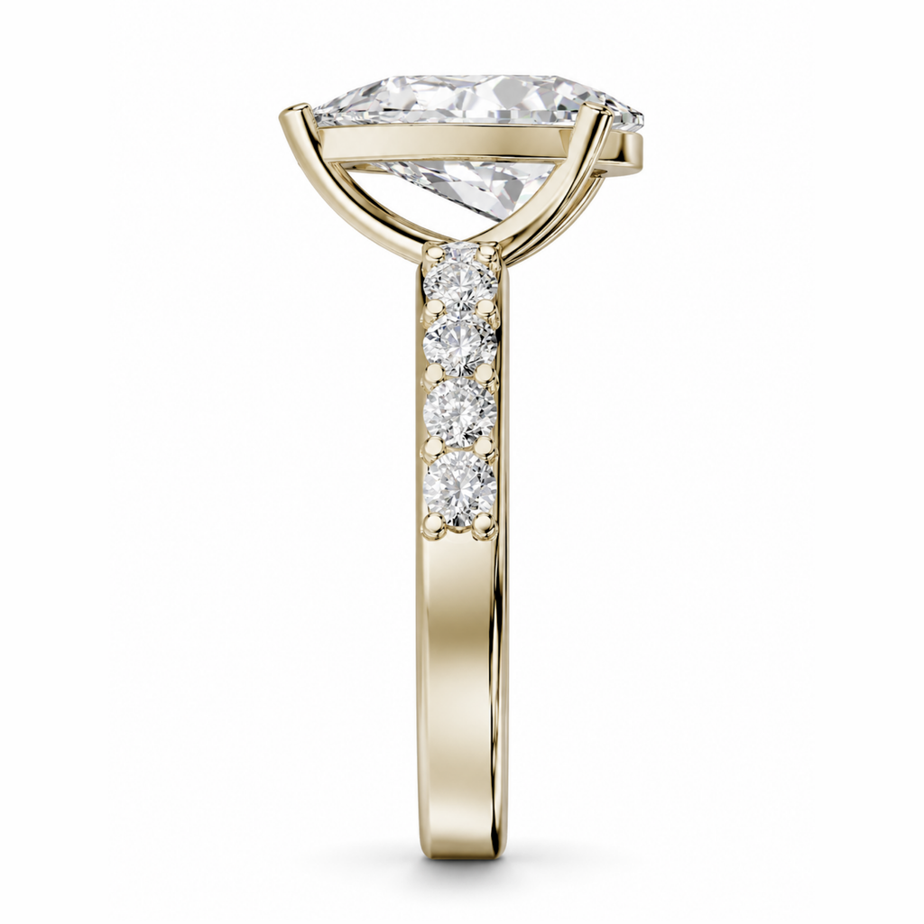 Pear Diamond, 3mm Half Eternity Setting