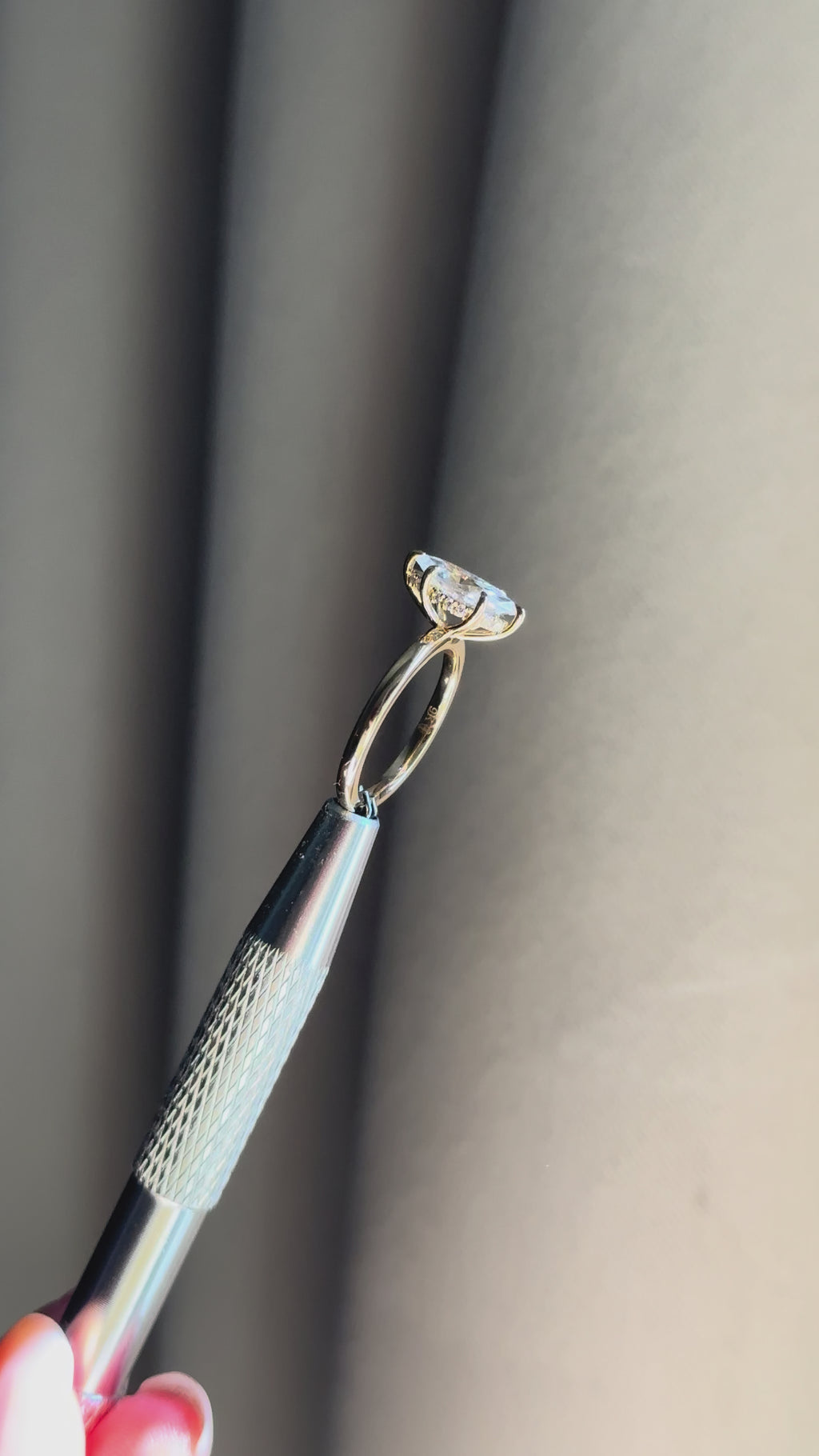 Solitaire with Hidden Halo